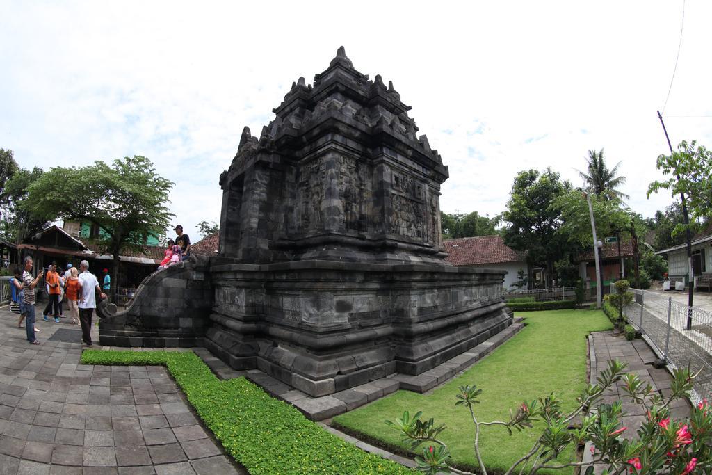 Omah Garengpoeng Guest House Магеланг Стая снимка
