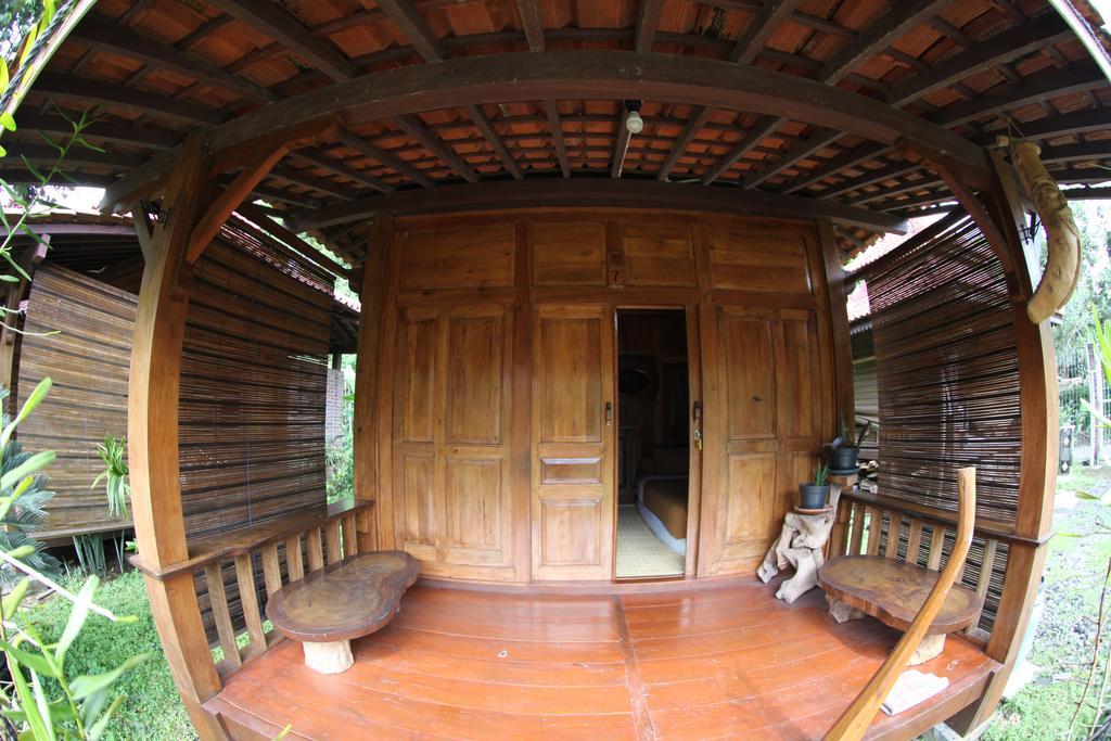 Omah Garengpoeng Guest House Магеланг Стая снимка
