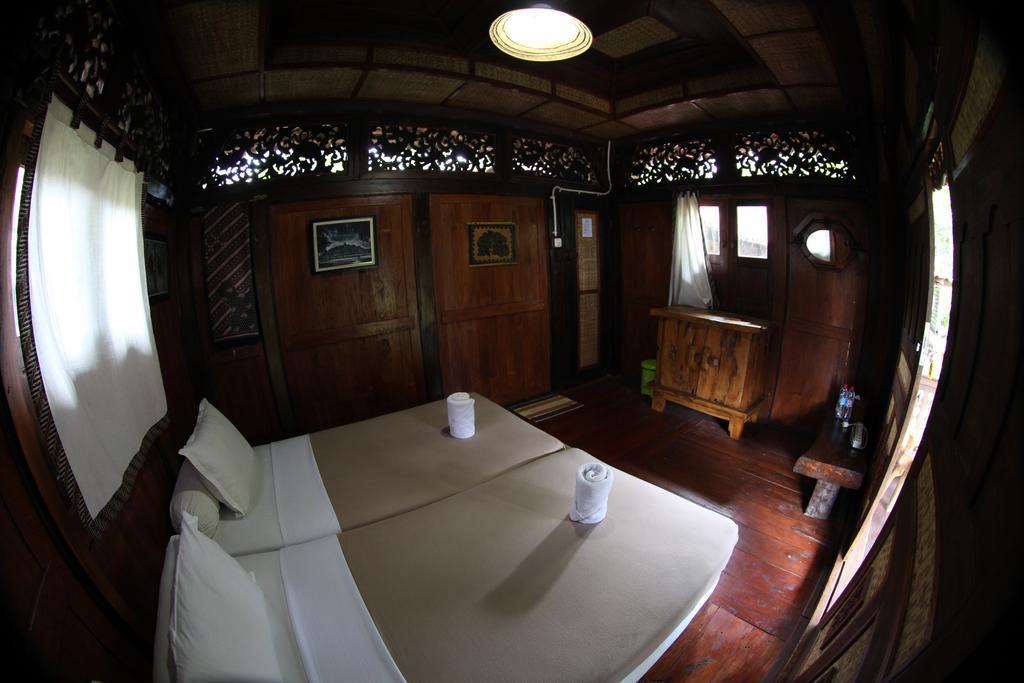 Omah Garengpoeng Guest House Магеланг Екстериор снимка