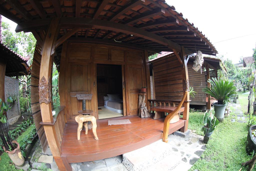 Omah Garengpoeng Guest House Магеланг Стая снимка